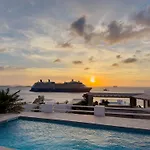 With-Inn Mykonos Suites
