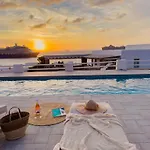 With-Inn Mykonos Suites