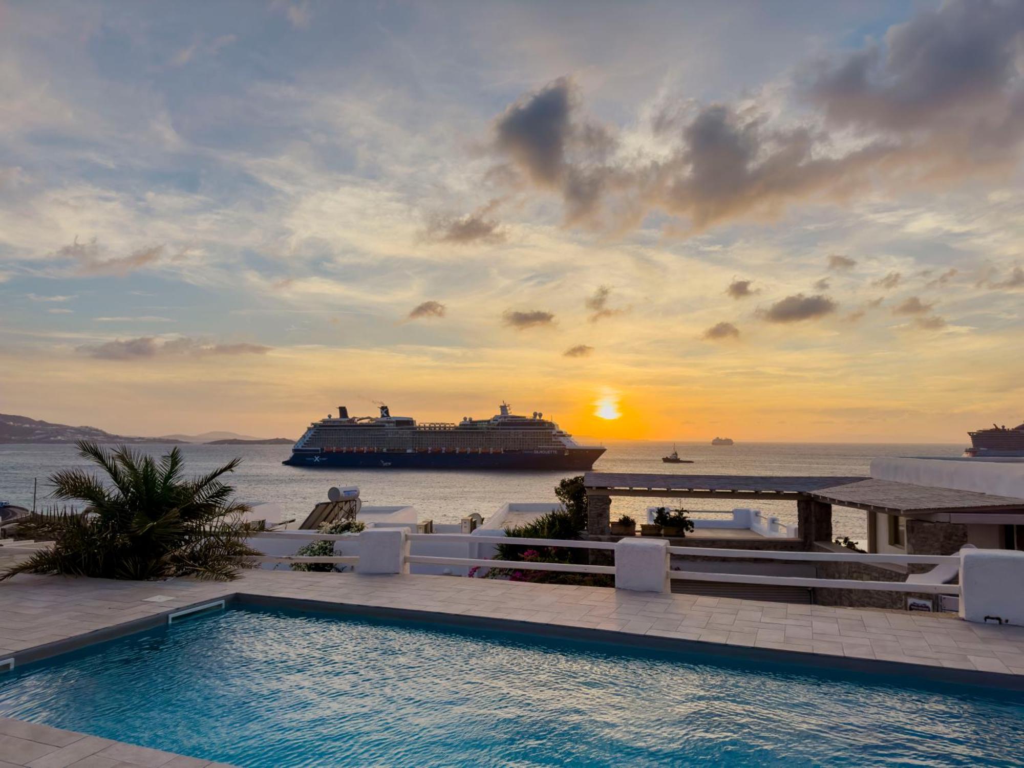 With-inn Mykonos 3* Tourlos